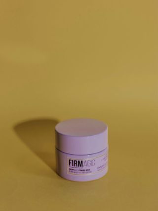 .✨ Noční zpevňující maska Firmagic od Instytutum – vaše pleťová rutina, která pracuje, zatímco spíte. 🌙 Díky luxusní...